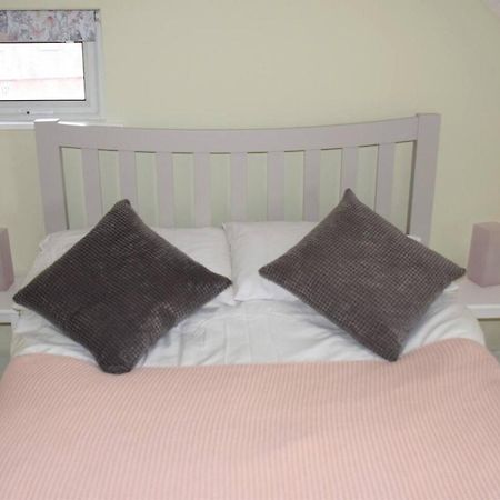 Charming 3-Bed Apartment In Talgarth Powys Brecon Exteriör bild