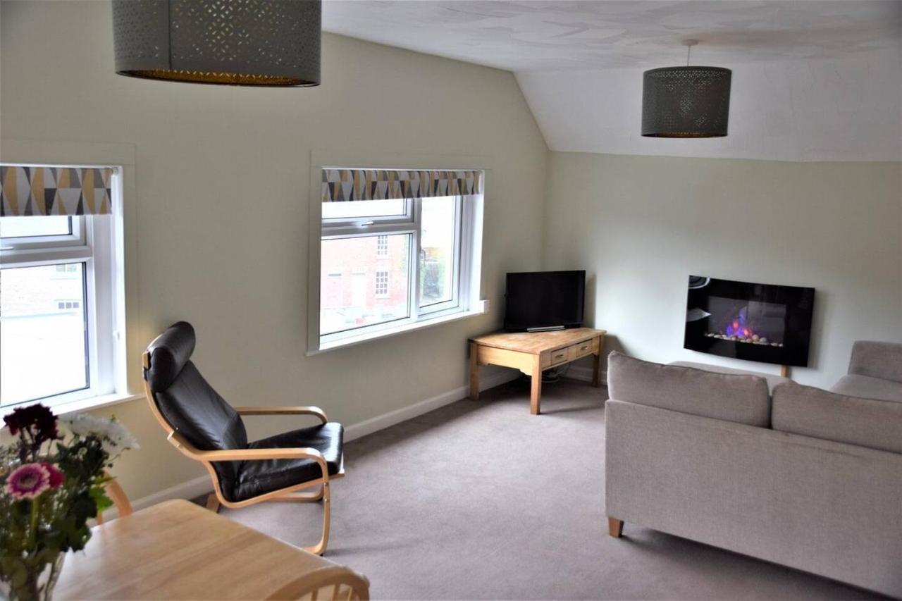 Charming 3-Bed Apartment In Talgarth Powys Brecon Exteriör bild